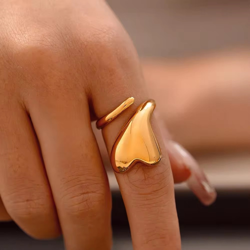 18k Gold Heart Shaped Chunky Wrapped Texture Statement Open Ring